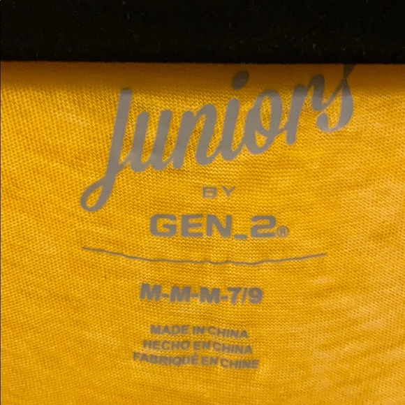 Athletic team apparel size Junior medium - Picture 4 of 4